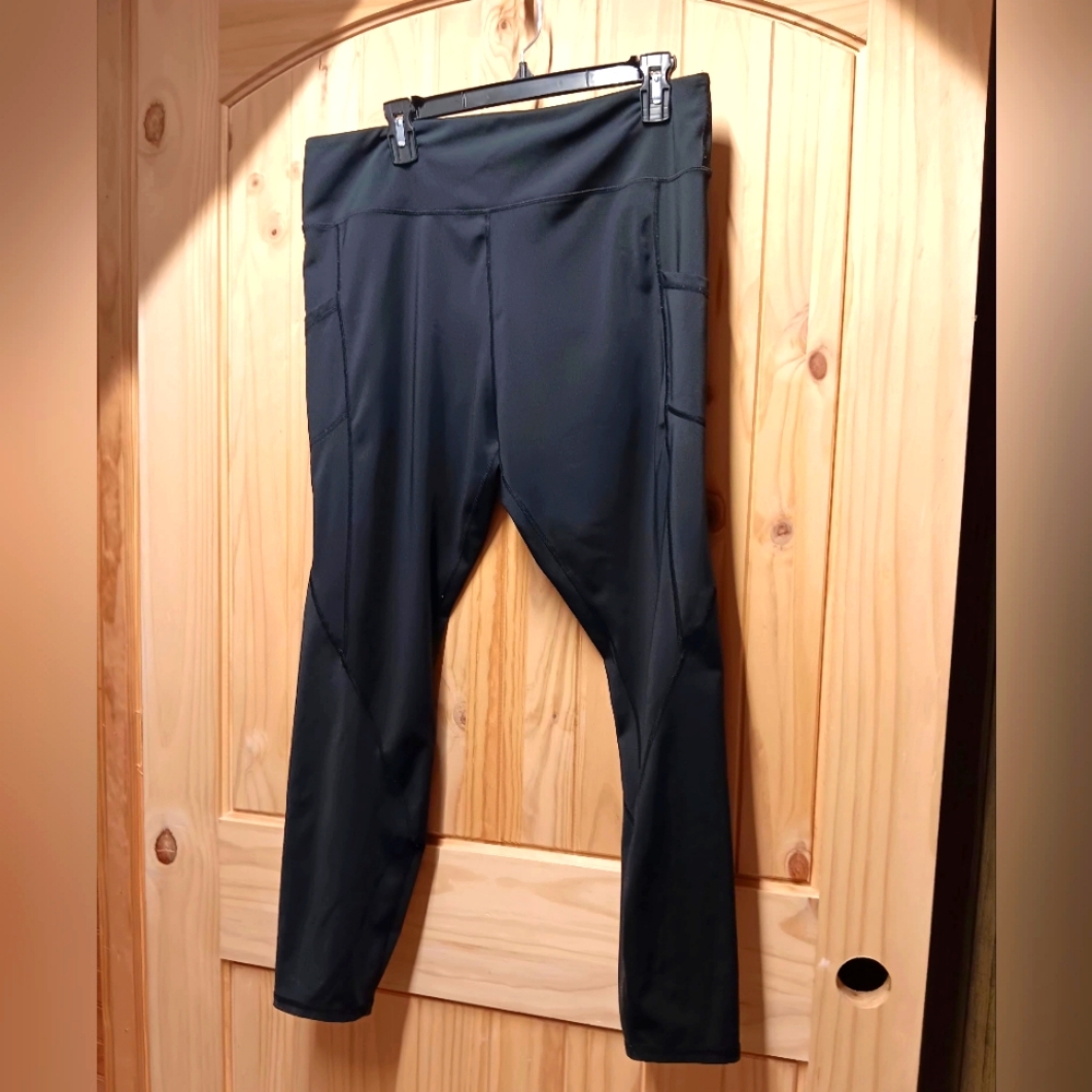 JustFab Active Leggings EUC